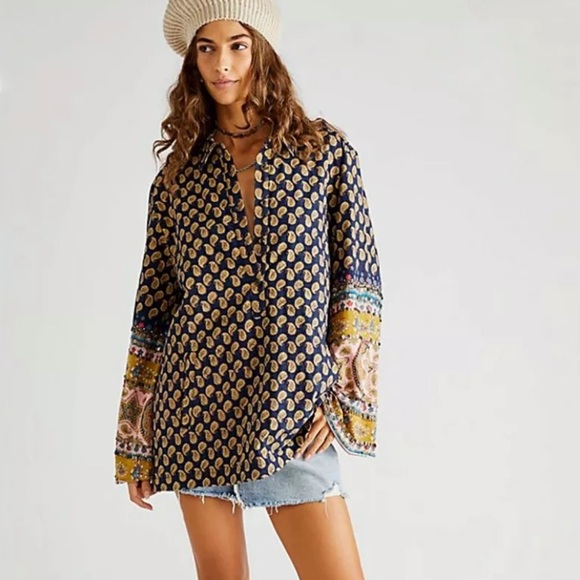 NWT Free People Justine Tunic Top in Midnight Bloom Z450-4 - Picture 3 of 7
